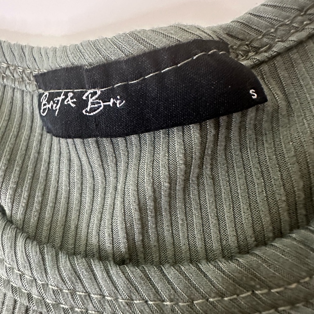 Women's Ribbed Tank Top - Green - Picture 3 of 3